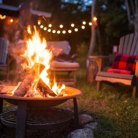 Naturhaeuschen Mit Kamin - Feuerschale - Garten - Mit Beheizbarem Gartenwhirlpool Vila Melsungen Exterior foto